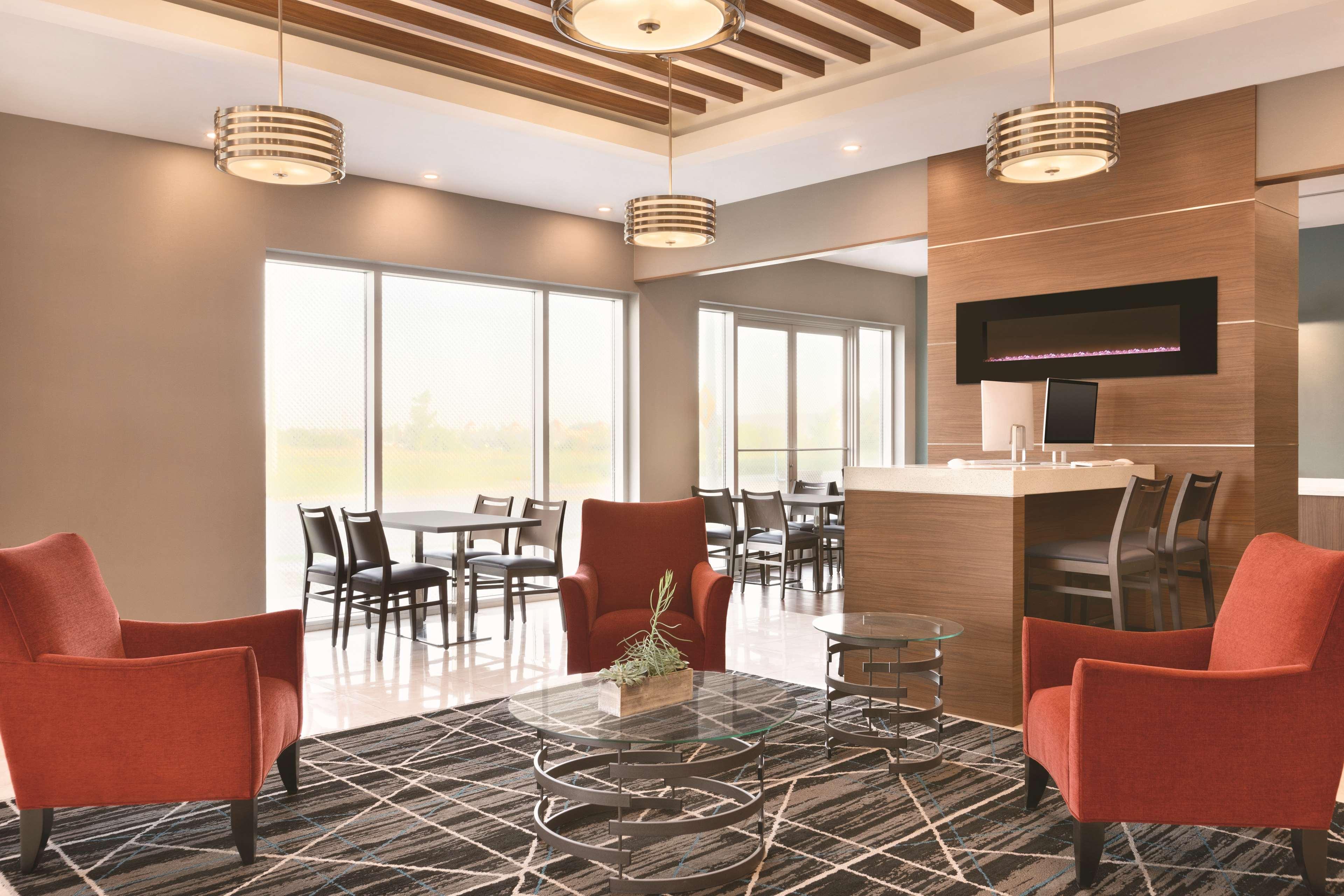 Park Inn By Radisson Brampton, On ภายนอก รูปภาพ
