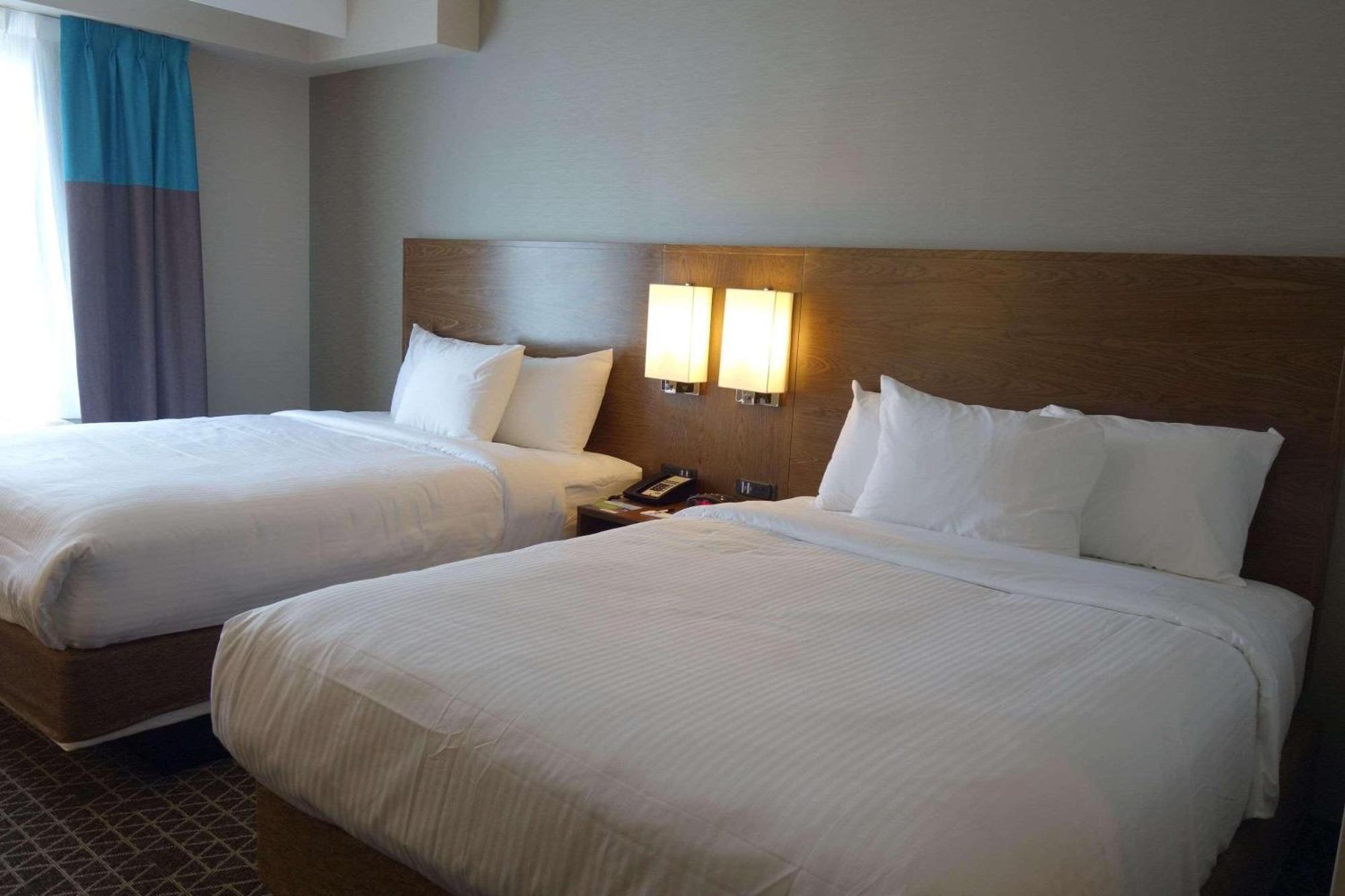 Park Inn By Radisson Brampton, On ภายนอก รูปภาพ